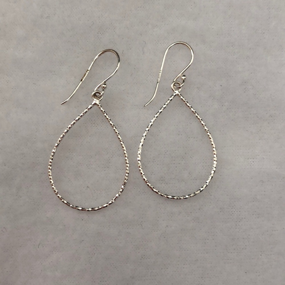 Hoop earings